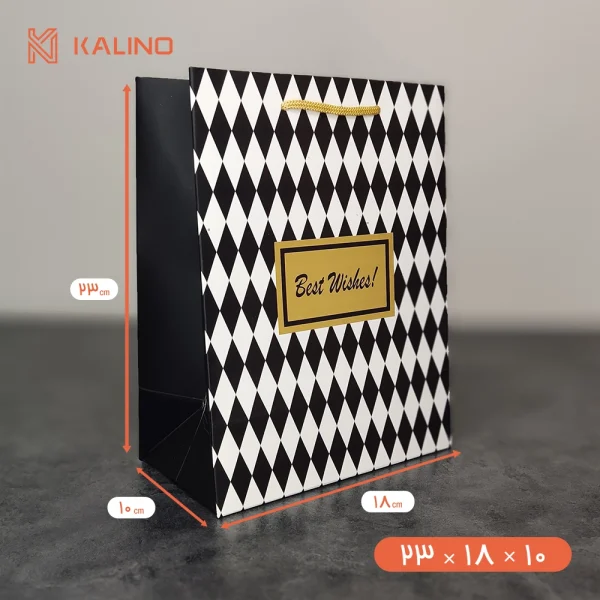 ساک دستی سفید مشکلی طرح لوزی در سایز 10 * 18 * 23